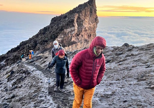 mount-meru-climb