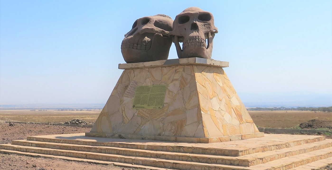 Day Tour Olduvai Gorge to Ngorongoro